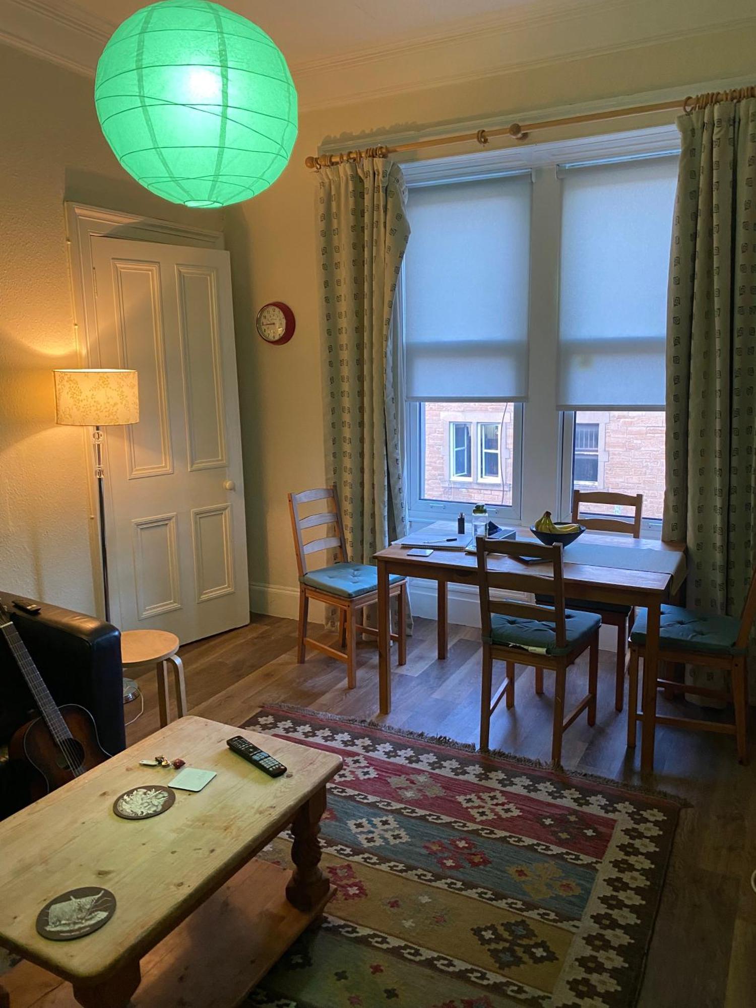 Central Room In Historic Tenement Shared Apartment Near Old Town Edimburgo Exterior foto